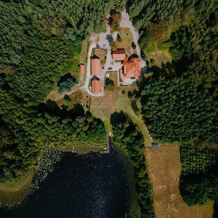 Kwatera W Lesniczowce Czarne Karszanek エクステリア 写真